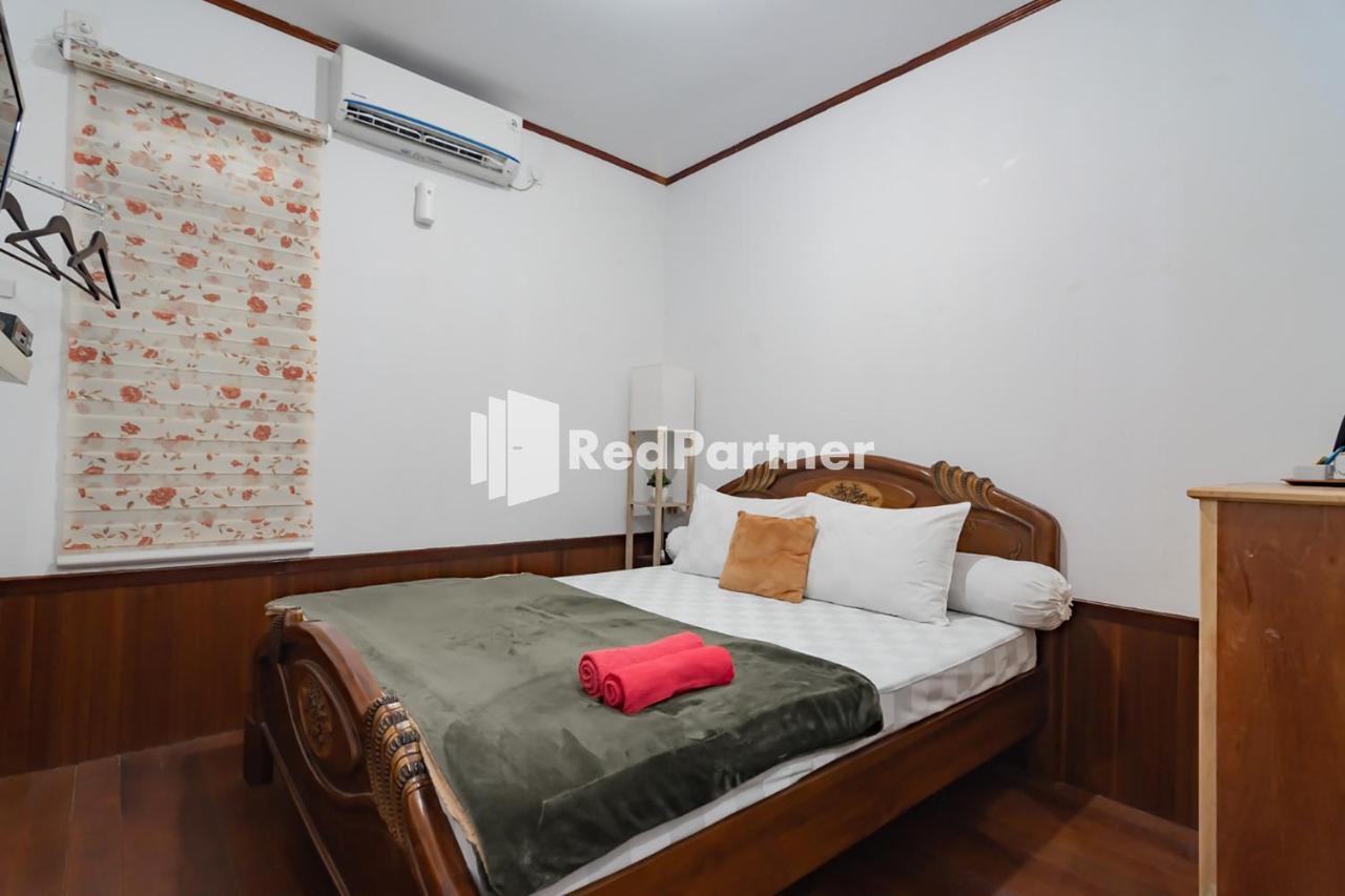Langkar Guest House Syariah Mitra Reddoorz Samarinda Exterior foto